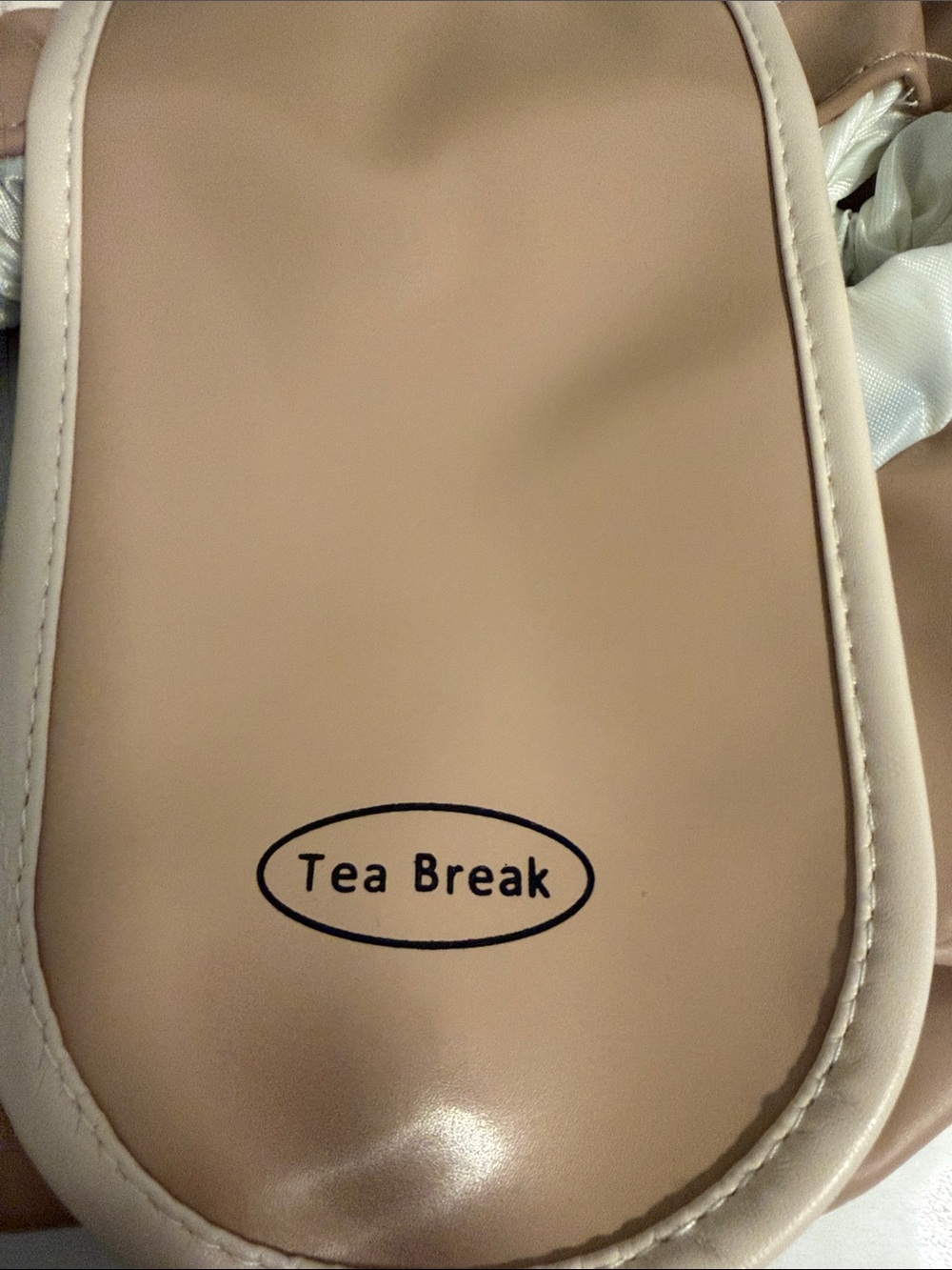 Women's Beige Jewelry Bag